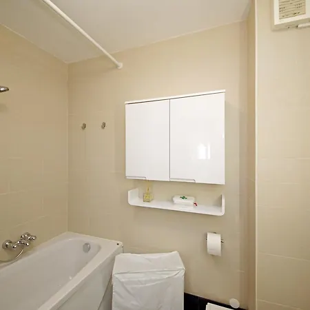 330 * ドゥブロブニク