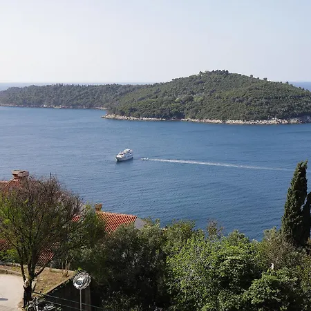 330 Dubrovnik